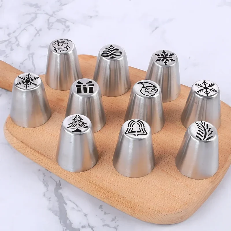 Set de 10 Douilles à Pâtisserie en Acier Inoxydable - Motifs de Noël