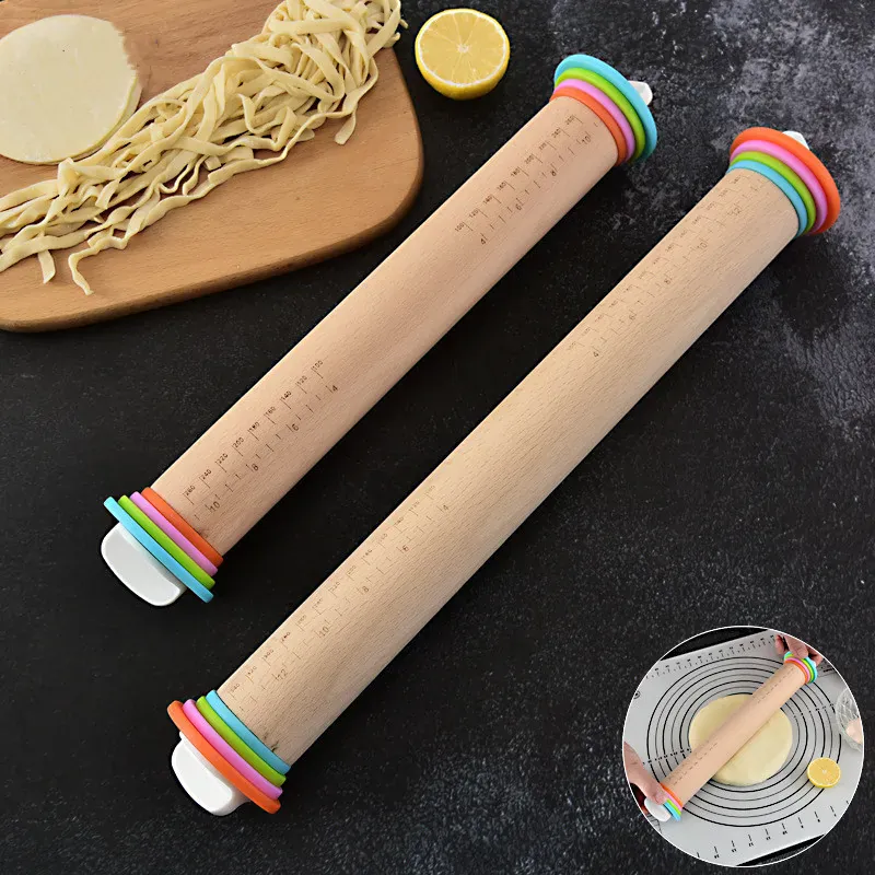 Rouleau à pâtisserie réglable en bois avec anneaux interchangeables