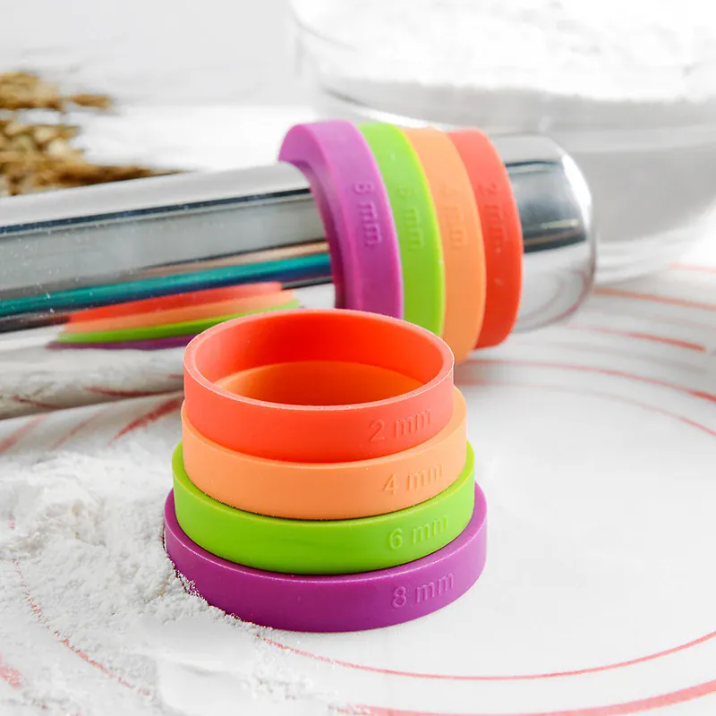 Rouleau à pâtisserie en acier inoxydable avec épaisseurs réglables et tapis en silicone