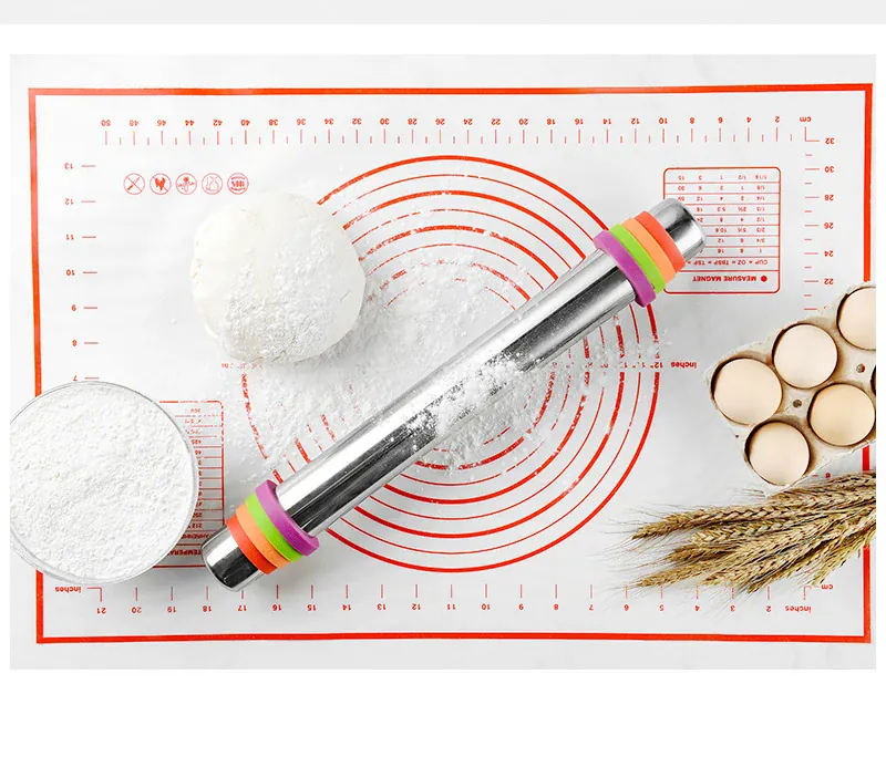 Rouleau à pâtisserie en acier inoxydable avec épaisseurs réglables et tapis en silicone
