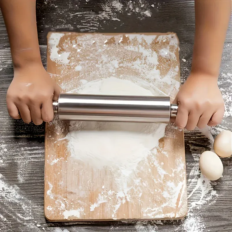 Rouleau à pâtisserie en acier inoxydable épais avec poignées antidérapantes