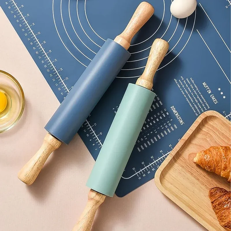 Rouleau à pâtisserie en silicone anti-adhésif avec poignées en bois