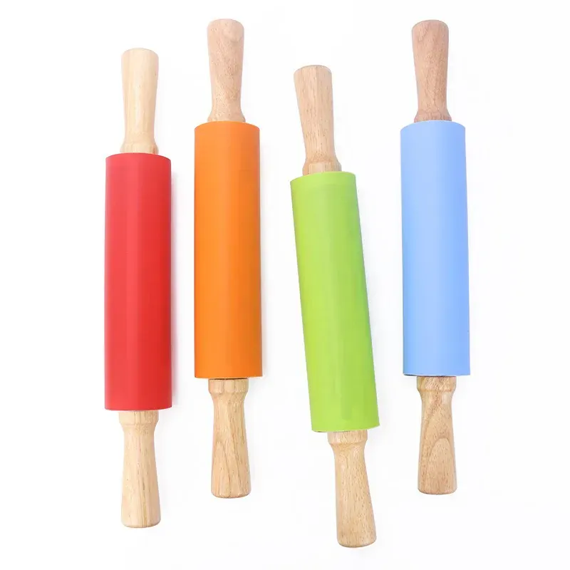 Rouleau à pâtisserie en silicone non-adhérent avec poignées en bois - Set de 14 pièces