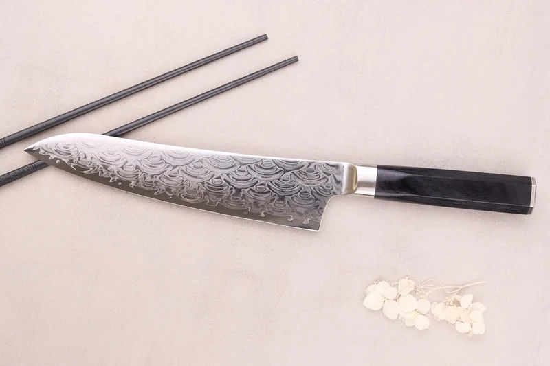 Couteau de chef 21cm japonais Sakai Takayuki Grand Chef Seigaiha Damas 45 couches