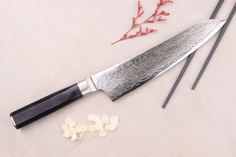 Couteau de chef 21cm japonais Sakai Takayuki Grand Chef Seigaiha Damas 45 couches