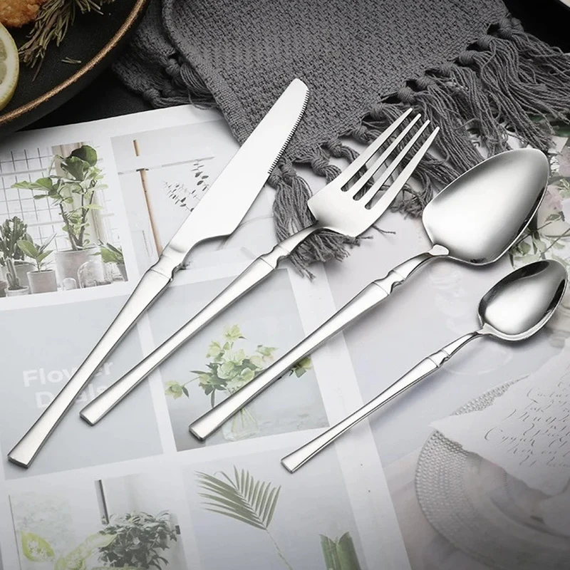 Ménagère 24 Pièces en Acier Inoxydable Poli Miroir – Couverts pour 6 Personnes