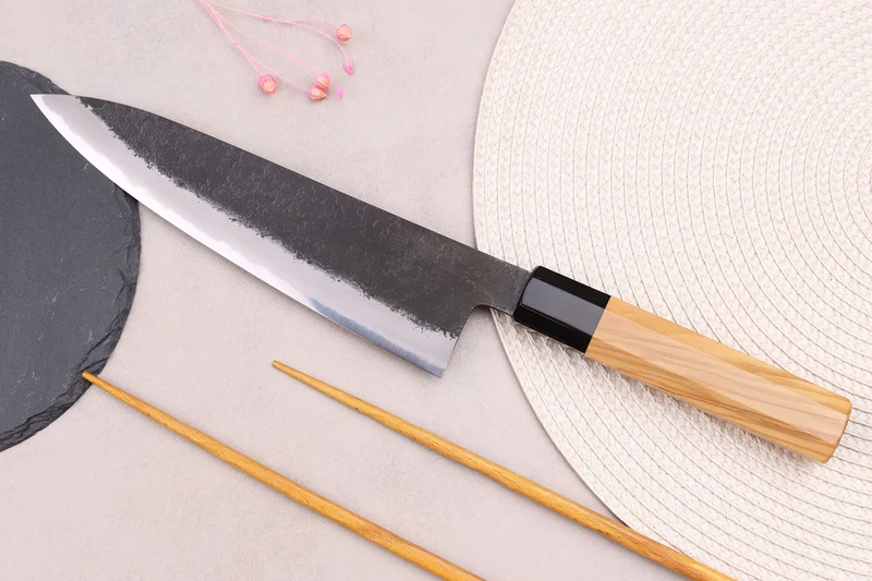 Couteau de chef 21cm japonais artisanal Hinoura Mutsumi Ajikataya Black Nashiji
