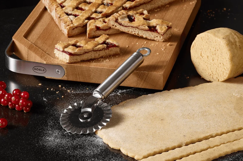 Roulette à pâte cannelée Rosle tout en inox diamètre 7cm