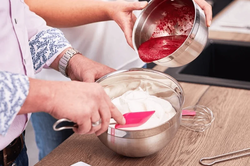 Maryse Rösle en silicone rose