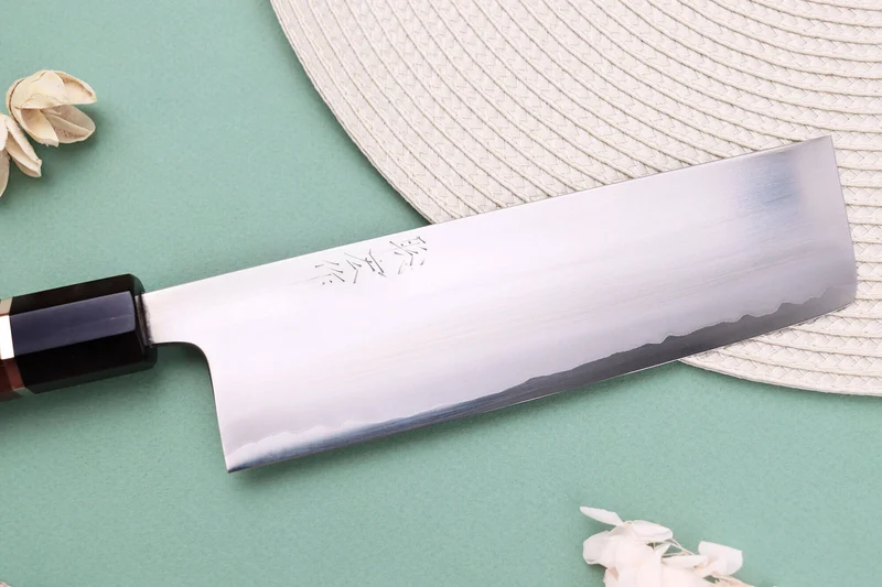 Couteau nakiri 16,5cm japonais artisanal Toshihiro Wakui Shirogami 2 San Maï poli