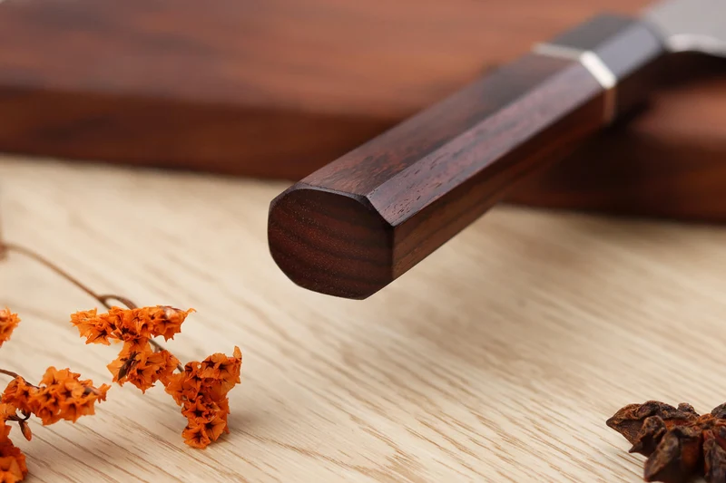 Couteau universel 16,5cm japonais artisanal Sukenari SG2 damas