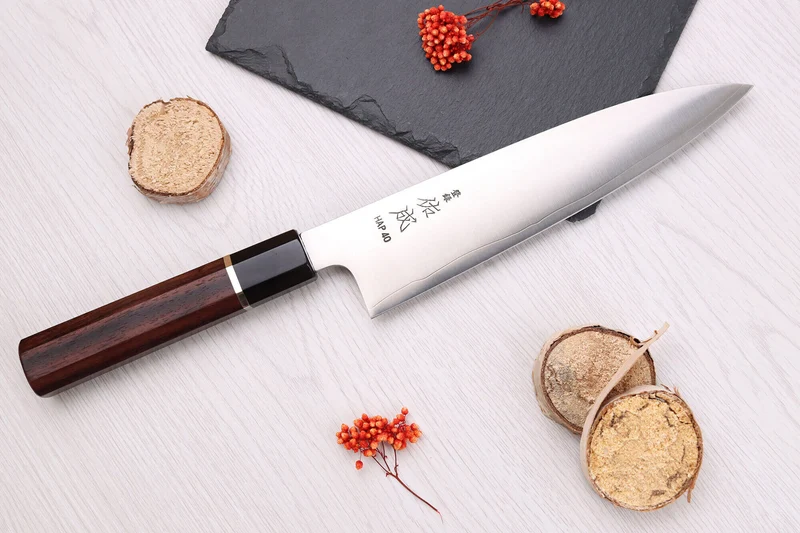 Couteau de chef 21cm japonais artisanal Sukenari HAP40 San Maï manche en bois de rose