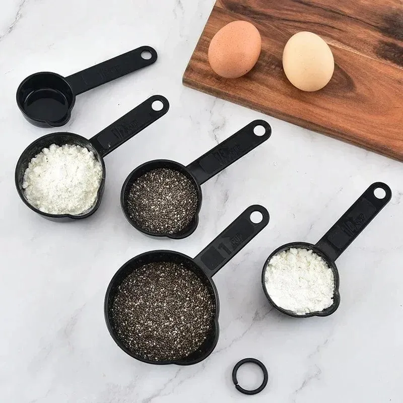 Cuillères et Tasses de Mesure de 1 à 250g