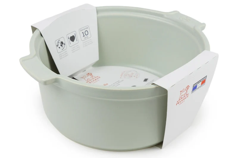 Moule à soufflé Peugeot Appolia en céramique vert sauge diamètre 22cm