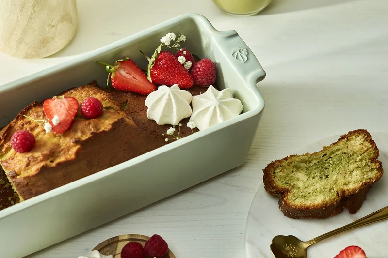 Moule à cake Peugeot Appolia en céramique vert sauge 31cm