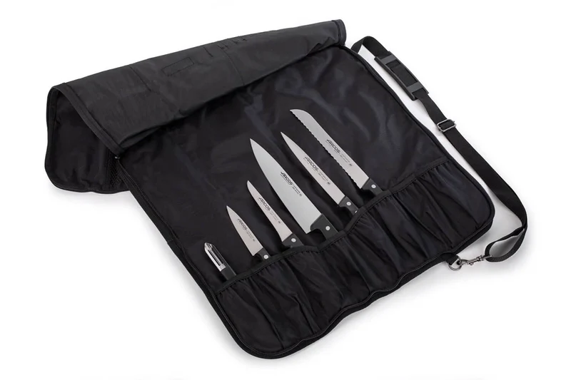 Trousse 8 places Arcos & Euro-Toques Universal + 5 couteaux forgés + 1 éplucheur