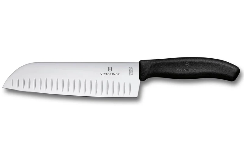 Set 4 pièces Victorinox SwissClassic noir 2 couteaux + 1 éplucheur + 1 paire de ciseaux