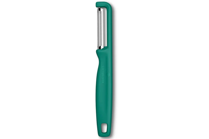 Set 2 couteaux + 1 éplucheur Victorinox SwissClassic assortis