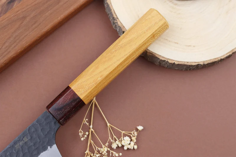 Couteau santoku kengata 16cm japonais Sakai Takayuki AS brut de forge