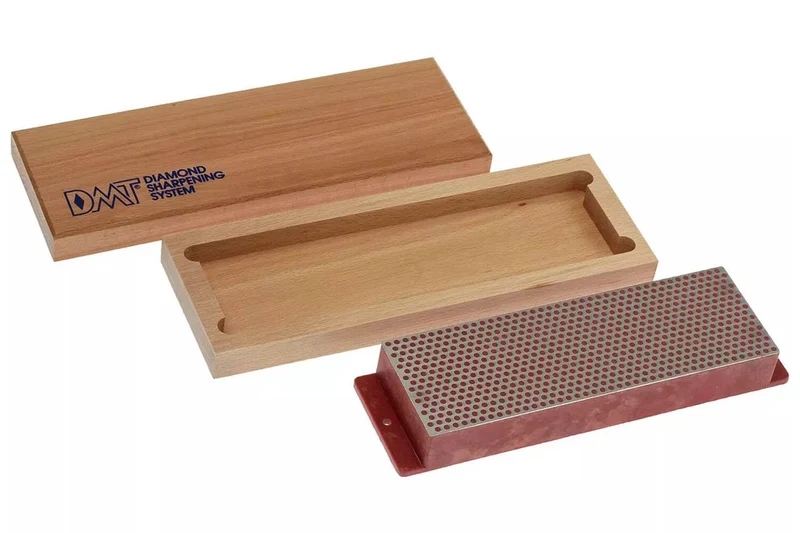 Pierre à aiguiser diamant DMT grain fin rouge W8F