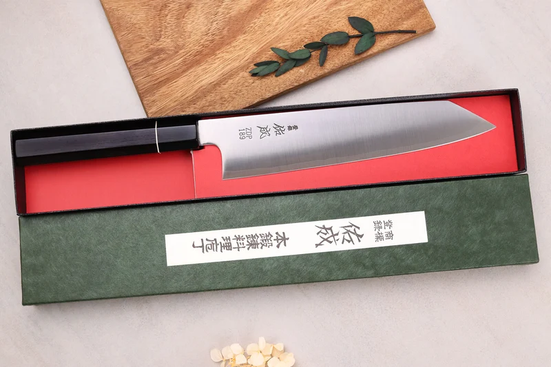 Couteau kiritsuke 24cm japonais artisanal Sukenari ZDP-189 San Maï manche en ébène
