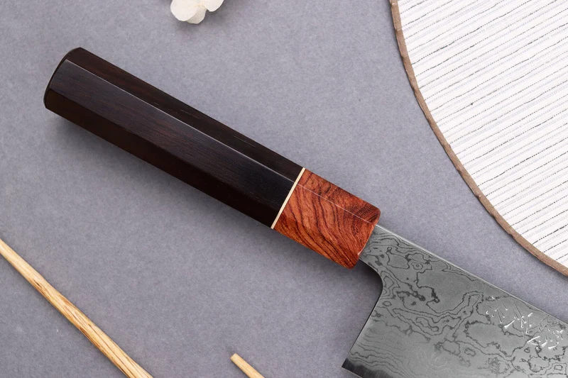 Couteau nakiri 16,5cm japonais artisanal Toshihiro Wakui Aogami 2 damas laminé