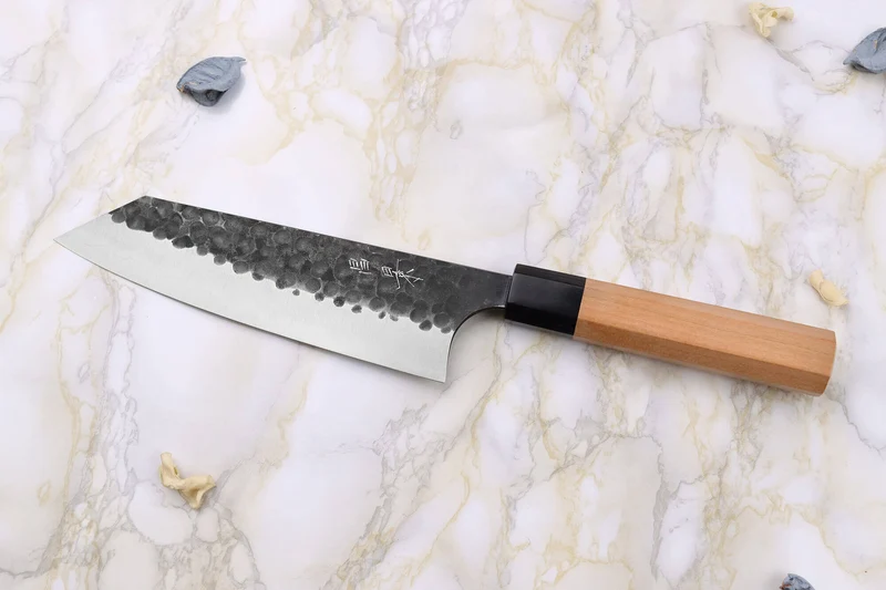 Couteau bunka japonais artisanal Masakage Koishi 17cm