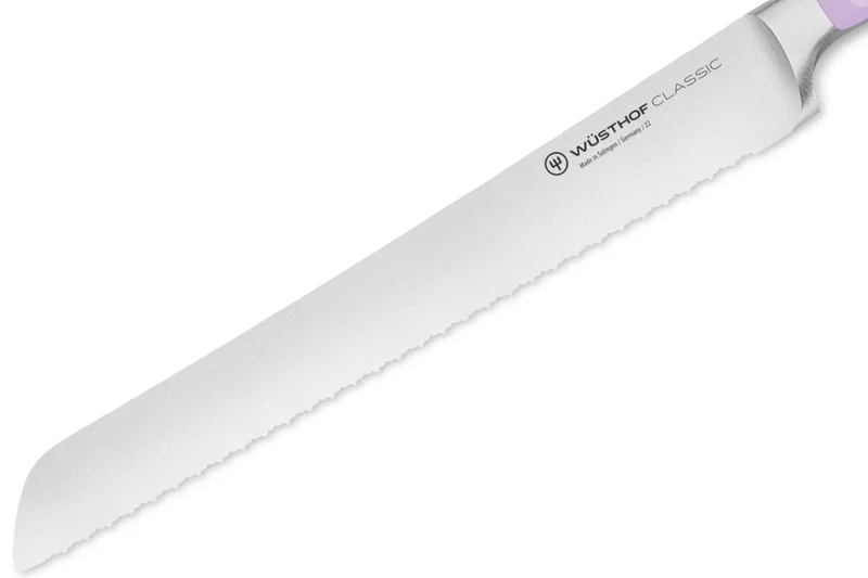 Couteau à pain Wusthof Classic Colour Purple Yam forgé lame micro-dentelée 23cm