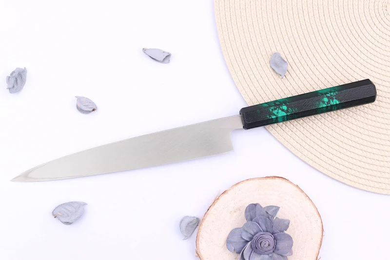 Couteau yanagiba japonais 21cm Sakai Takayuki Nanairo manche en résine laqué vert