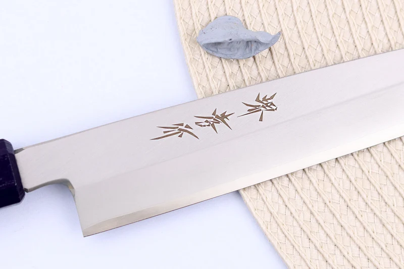 Couteau yanagiba japonais 21cm Sakai Takayuki Nanairo manche en résine laqué bleu