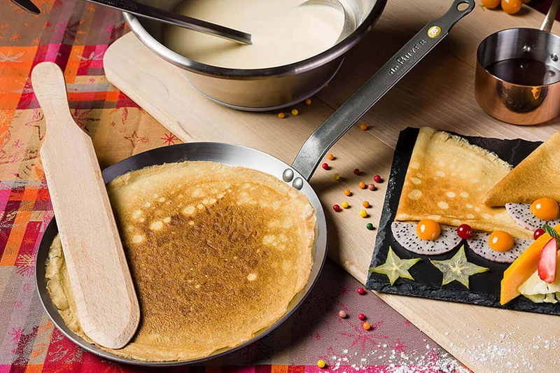 Poêle à crêpes De Buyer Minéral B Element en fer 24cm