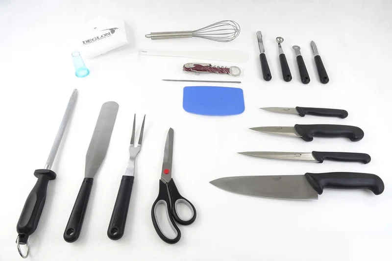Mallette de cuisine 30 couteaux et accessoires Urban Case DEGLON bleue