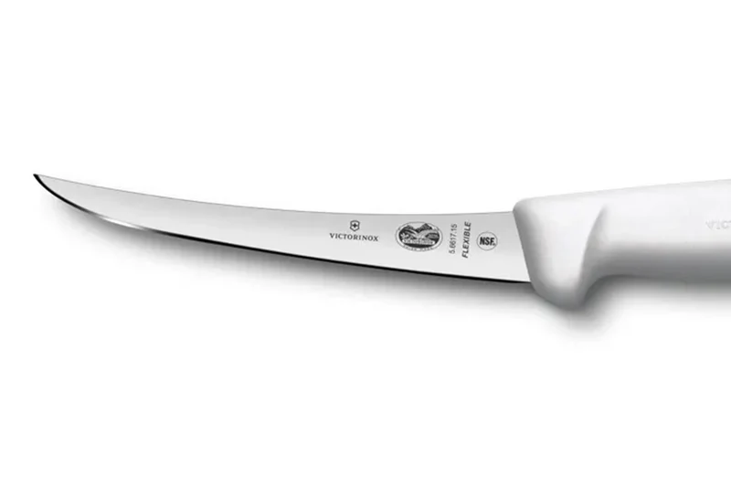 Couteau désosser lame renversée flexible 15cm Victorinox 5.6617.15