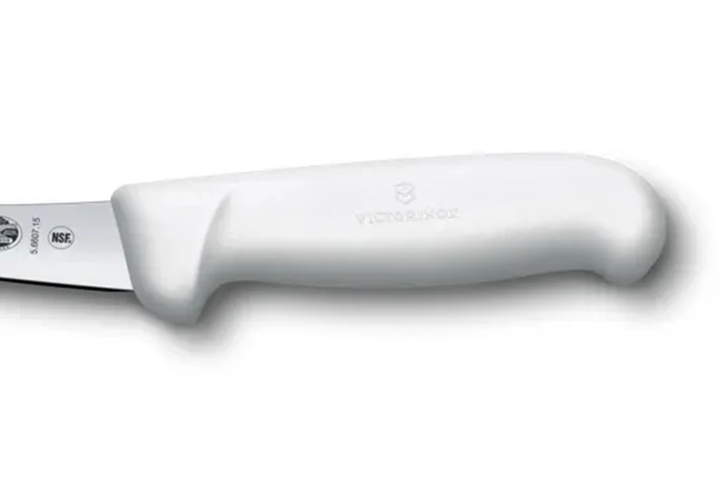 Couteau désosser lame renversée 15cm Victorinox 5.6607.15