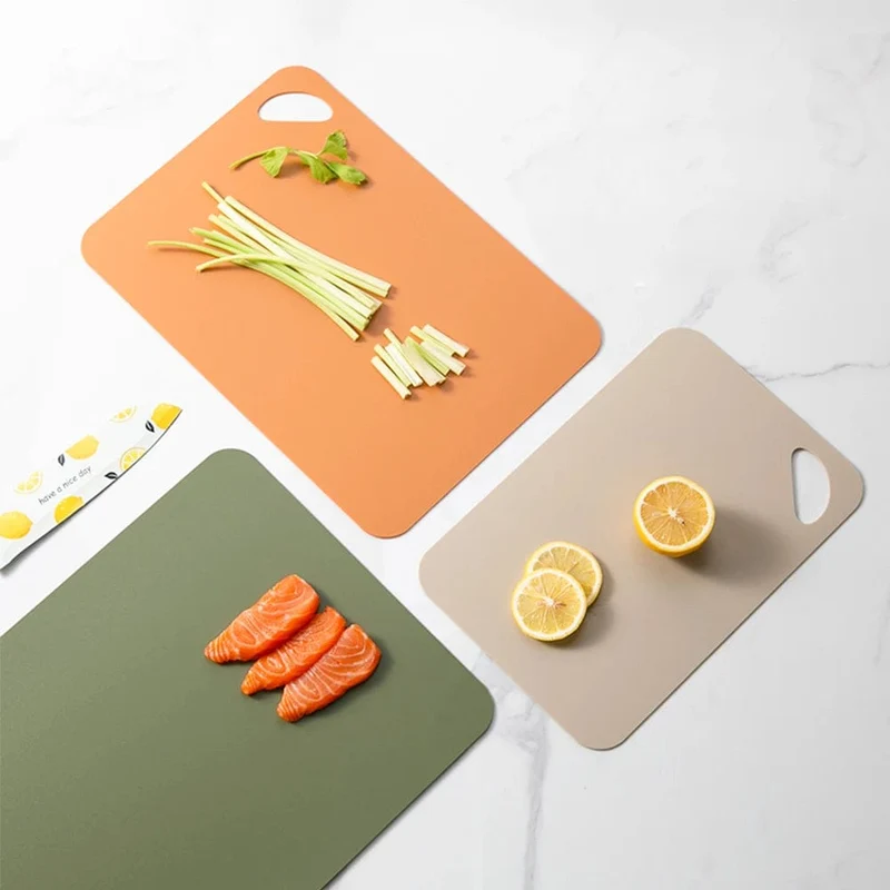 Planche à découper de cuisine flexible, colorée en plastique, antidérapante