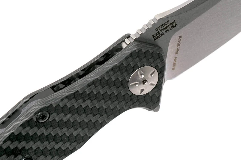 Couteau pliant Zero Tolerance ZT0770CF manche fibre de carbone 10,9cm