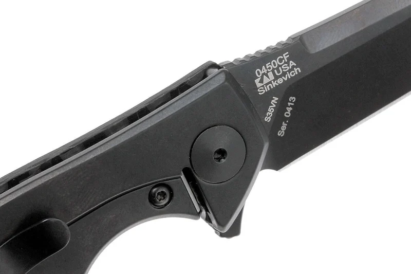 Couteau pliant Zero Tolerance ZT0450CF manche fibre de carbone et titanium noir 10,4cm