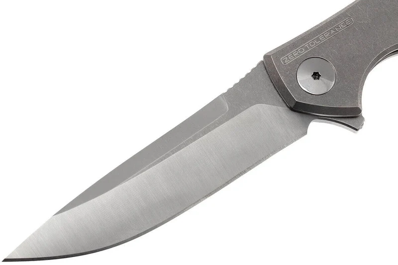 Couteau pliant Zero Tolerance ZT0450 manche titanium 10,4cm
