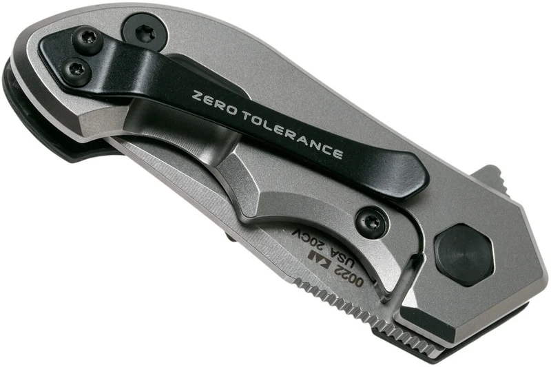 Couteau pliant Zero Tolerance ZT0022 manche carbone titanium 7,5cm