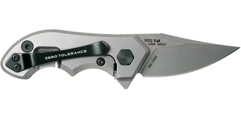 Couteau pliant Zero Tolerance ZT0022 manche carbone titanium 7,5cm