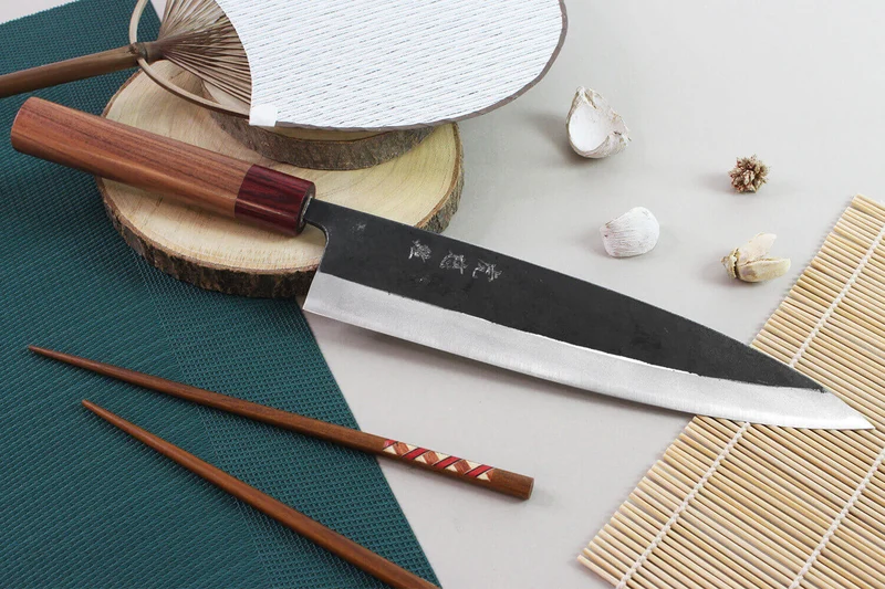 Couteau de chef japonais artisanal Wusaki Yuzo BS2 24cm