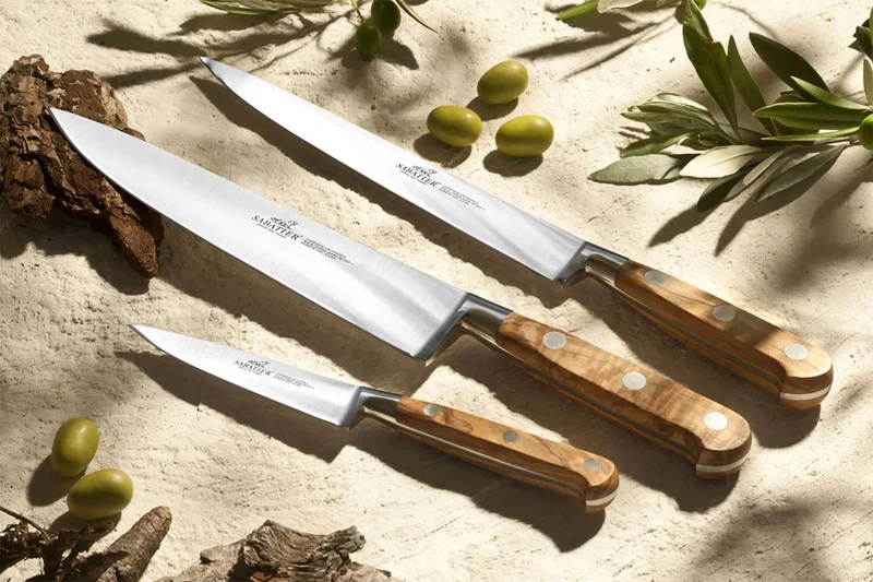Coffret 3 couteaux SABATIER Provençao 100% forgés manches olivier