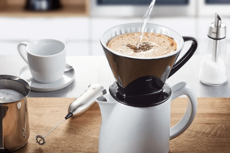 Filtre à café Gefu Stefano en grès noir taille 4