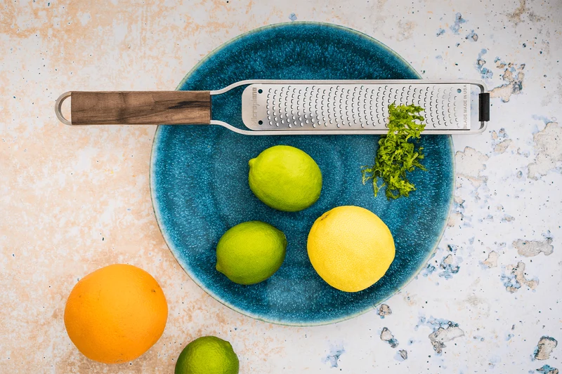 Râpe-Zesteur Microplane Master manche en noyer