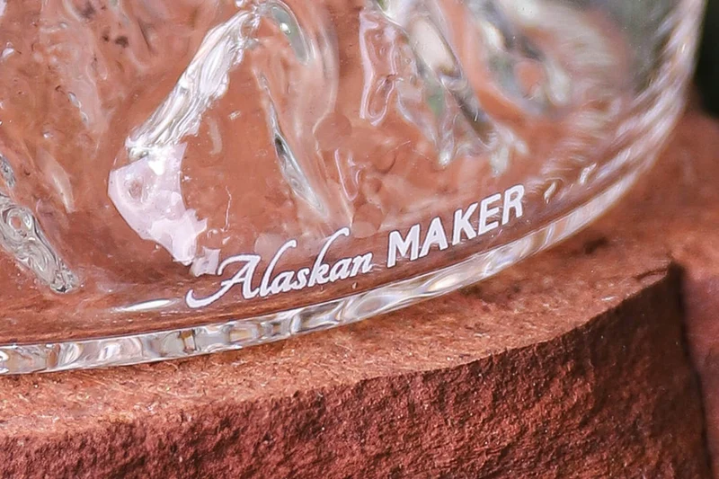 Carafe à spiritueux Alaskan Maker Topographic Mont Everest en verre cristallin