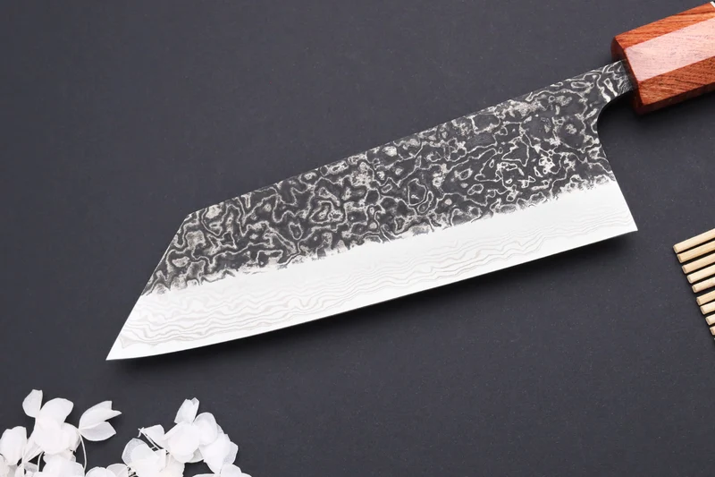 Couteau bunka 16,5cm japonais artisanal Masashi Yamamoto SLD Kuro damas