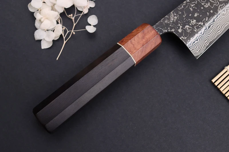 Couteau santoku 16,5cm japonais artisanal Masashi Yamamoto SLD Kuro damas