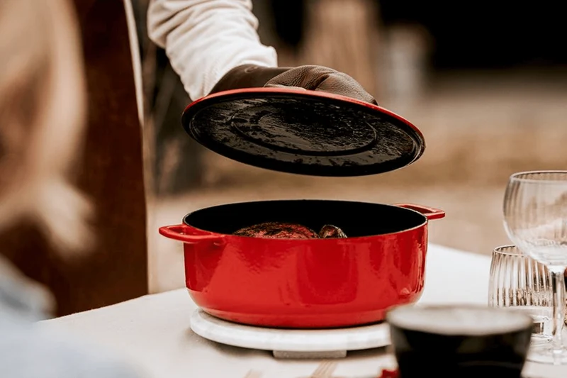 Cocotte Combekk Sous-chef Dutch Oven en fonte émaillée rouge