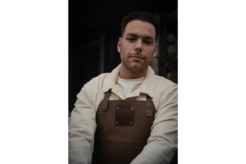 Tablier de cuisine artisanal en cuir Witloft Buffalo Collection