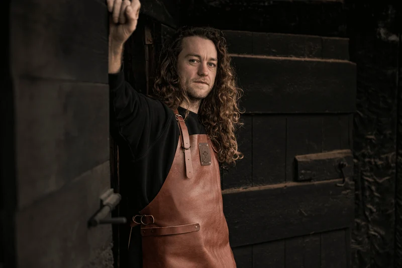 Tablier de cuisine artisanal Witloft Buffalo Collection en cuir pleine fleur